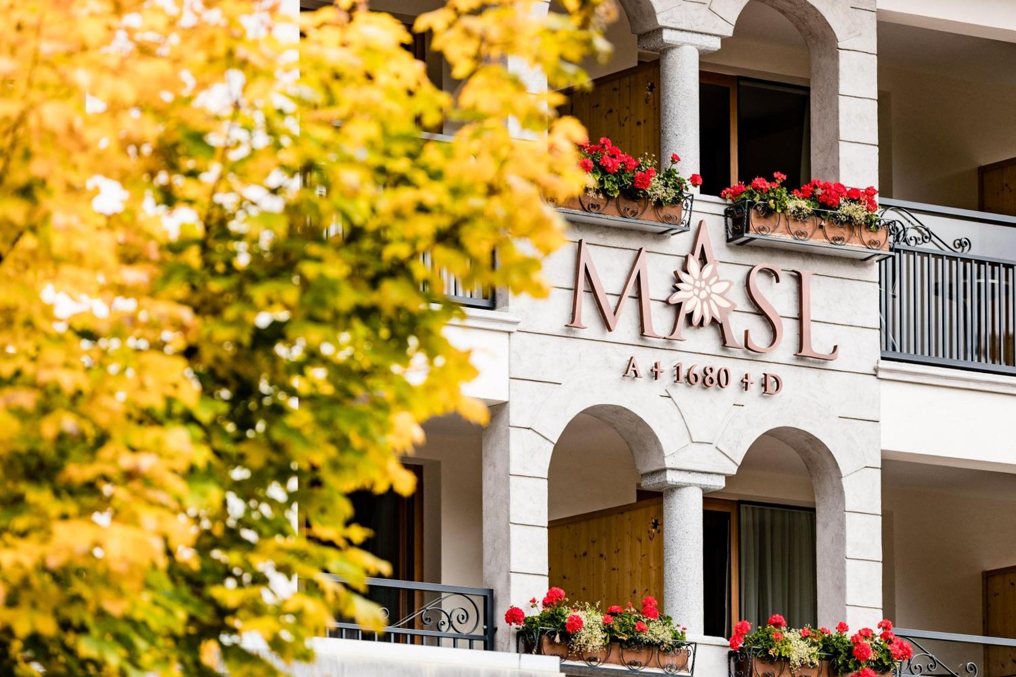 Hotel Masl Valles Εξωτερικό φωτογραφία